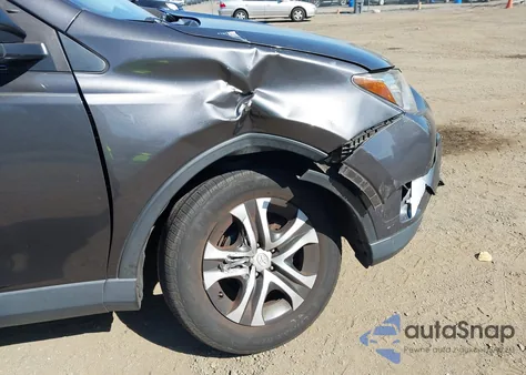 2017 Toyota Rav4 Le z USA, uszkodzony, nr VIN JTMBFREV3HJ123040